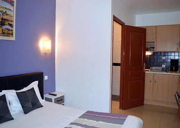 Hotel Parc Mazon-biarritz 2*